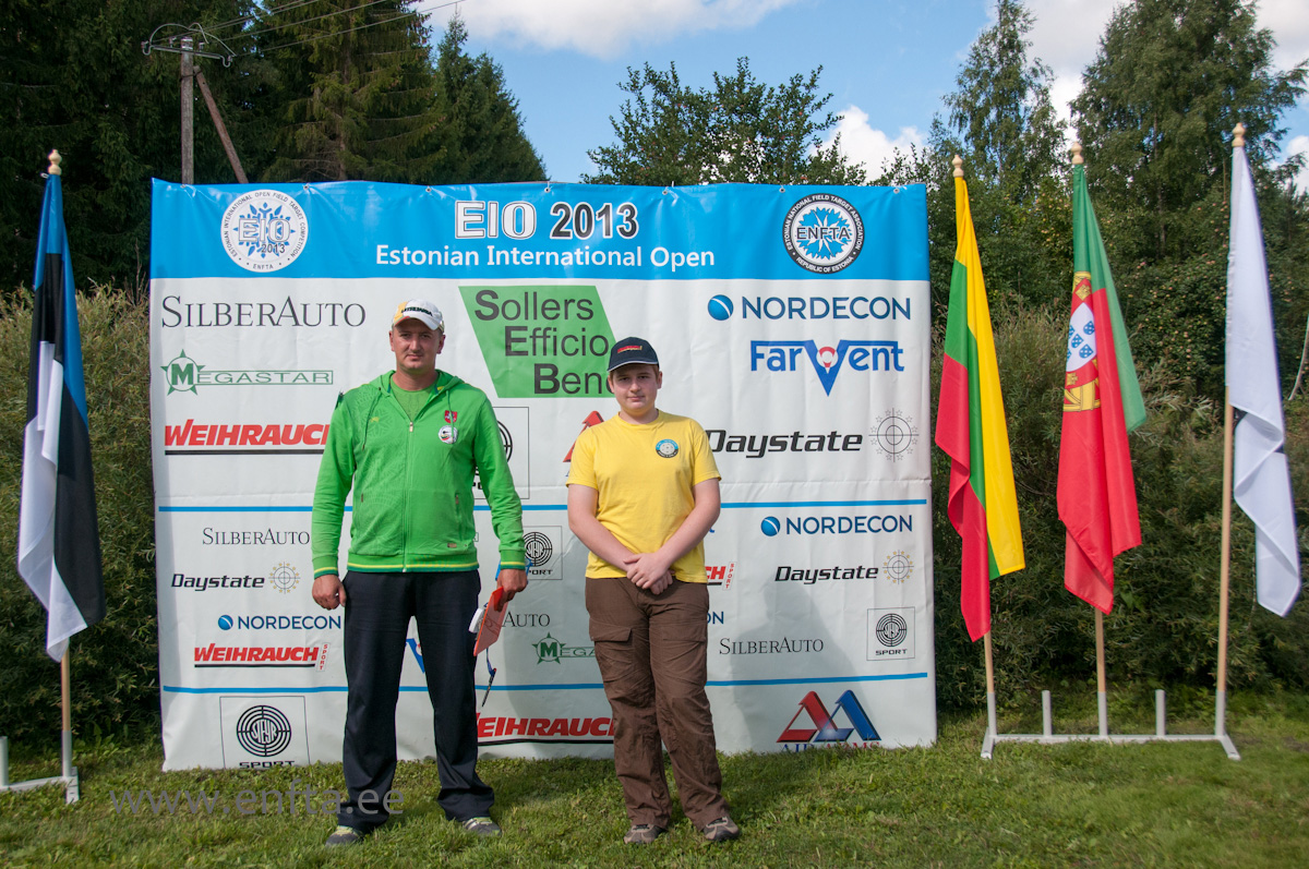 0001   Tomas Pitrenas LT and Oliver Vanamets EE